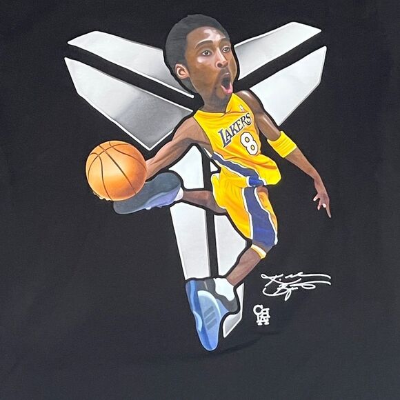 ๐ฅ๐ KOBE BRYANT L.A. LAKERS NBA Player Black Graphic Tee Men Sz Large - NWOT - Picture 4 of 7